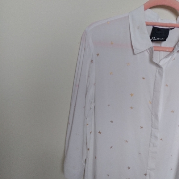 Nanette Lepore Star Print Split Tail Button Front Top Size Medium - Picture 5 of 11